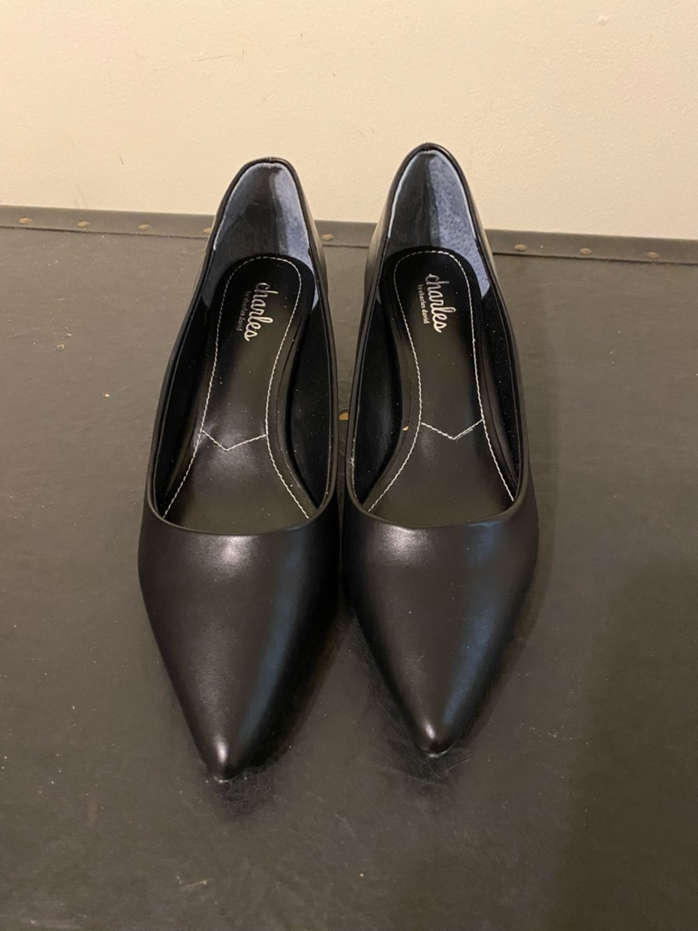 Charlies by Charles David Chic Classic Black Pointed-Toe Kitten Heel Low Pump